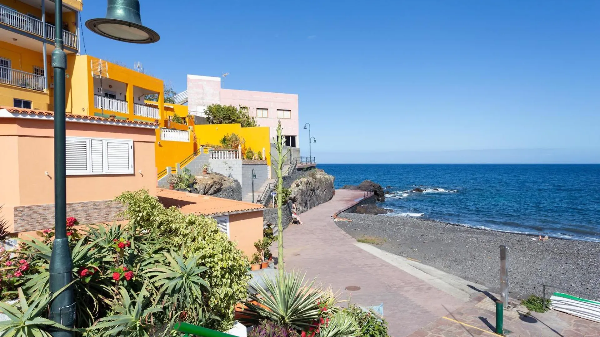 Live Caletillas Apartamento Familiar Garoe Santa Cruz de Tenerife Spain