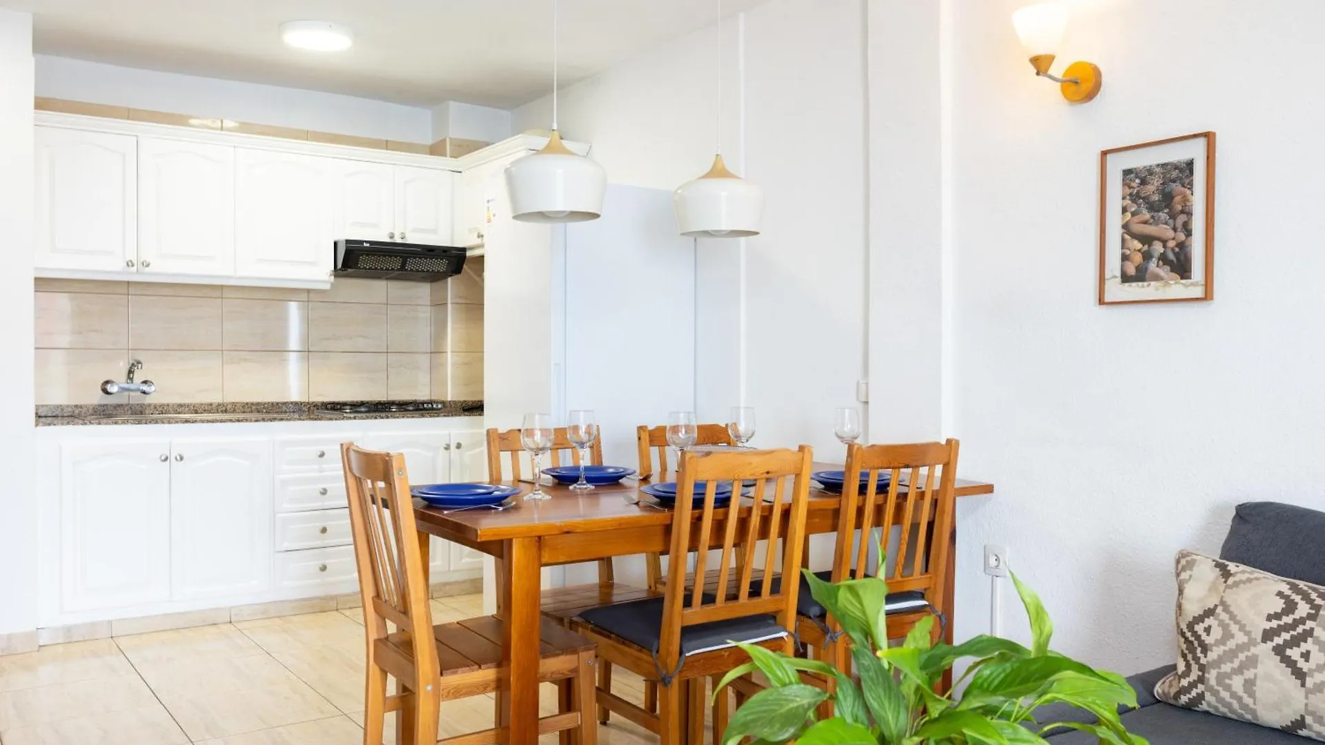 Live Caletillas Apartamento Familiar Garoe Santa Cruz de Tenerife 0*,  Spain